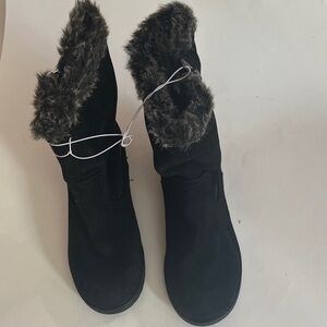 Merona Black Heeled Boots with Faux Fur